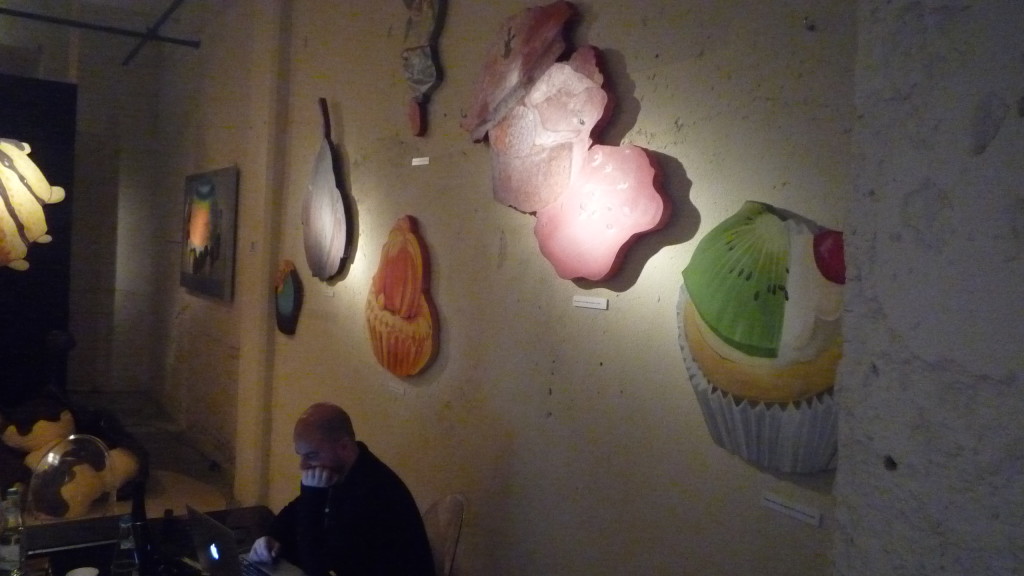 13 Il Gastronauta allestito con le opere di Marina Calamai-2