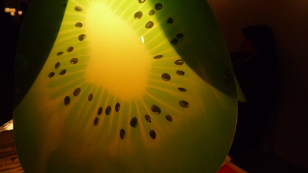 17 Marina Calamai Lampada Kiwi sala stampa Taste